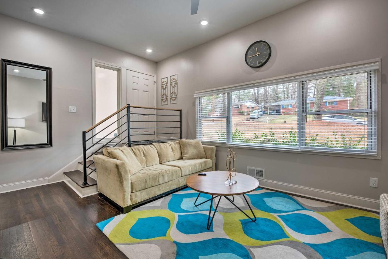 Atlanta Retreat With Deck In Greenbriar Area! ภายนอก รูปภาพ