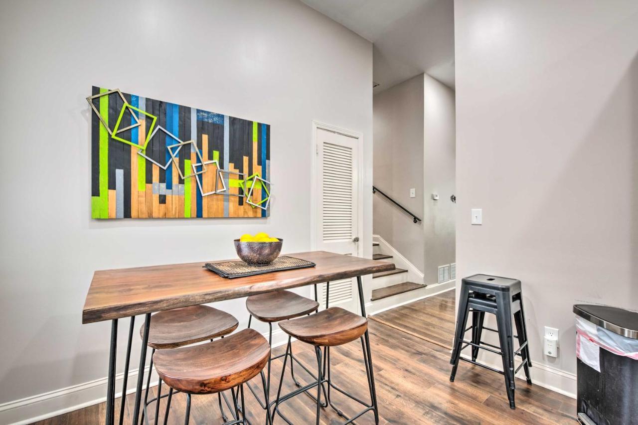 Atlanta Retreat With Deck In Greenbriar Area! ภายนอก รูปภาพ
