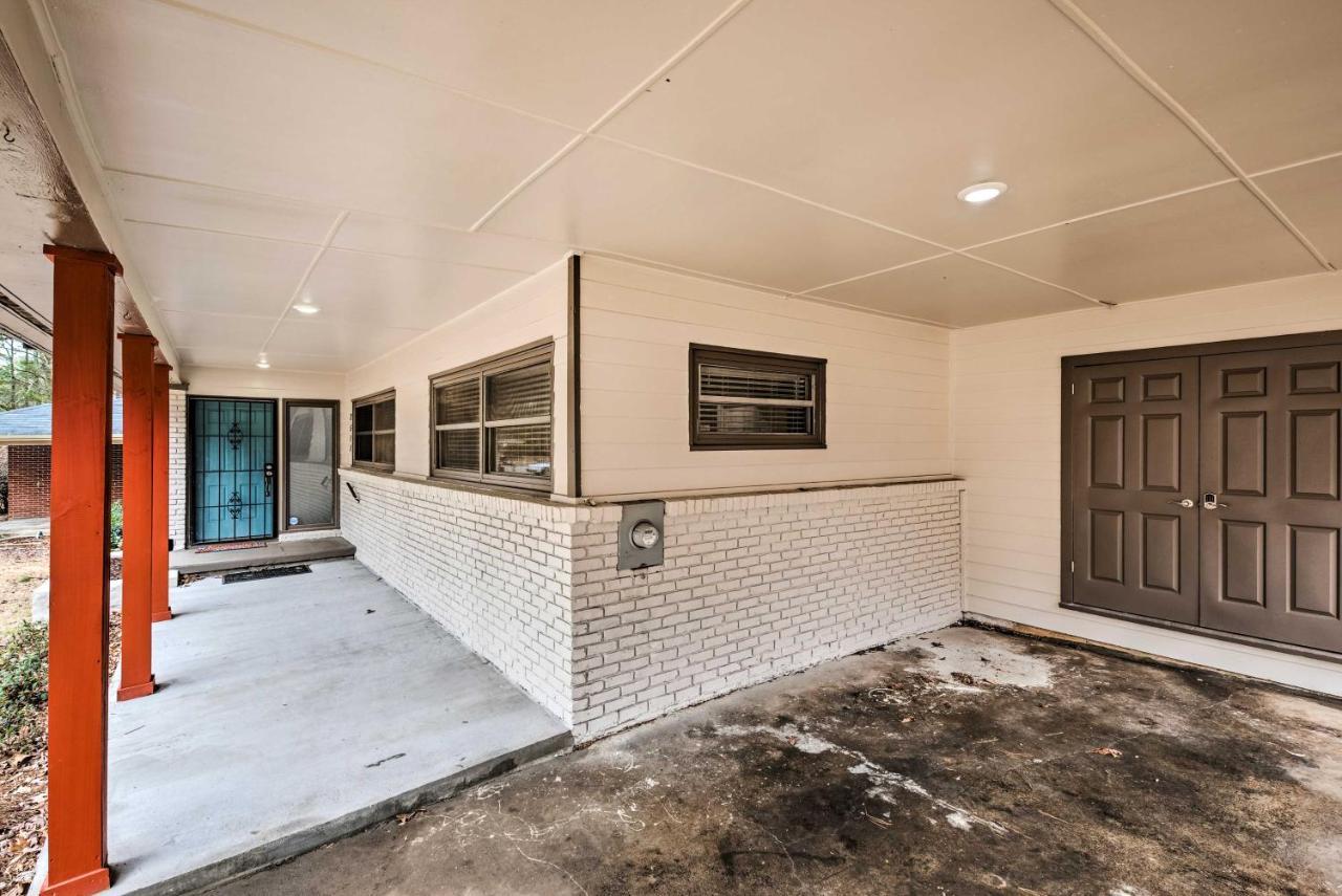 Atlanta Retreat With Deck In Greenbriar Area! ภายนอก รูปภาพ