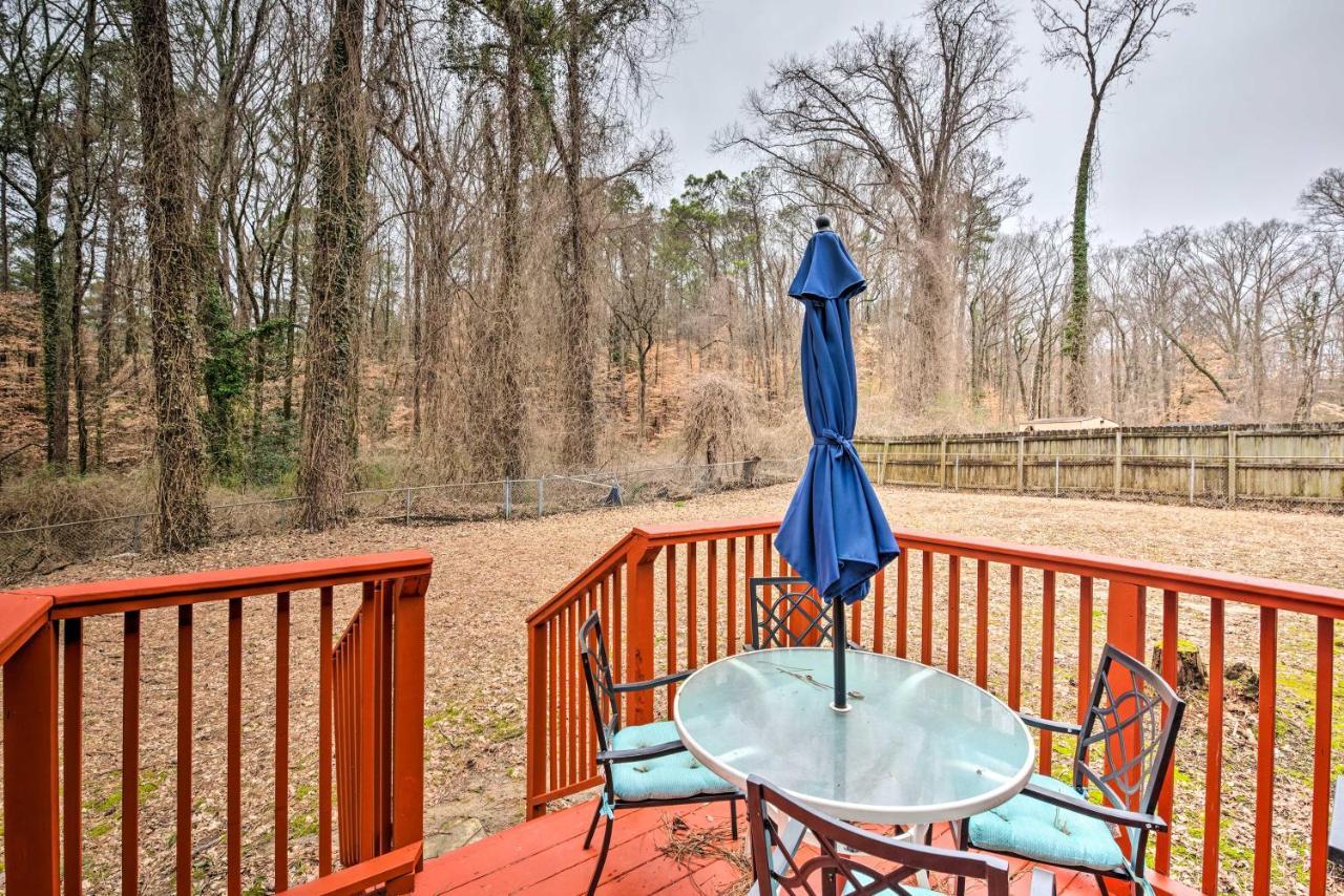 Atlanta Retreat With Deck In Greenbriar Area! ภายนอก รูปภาพ